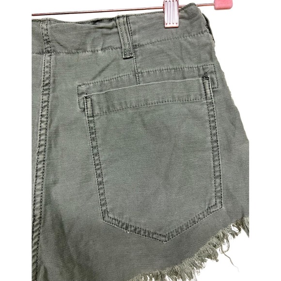 FREE PEOPLE Shorts Green Cut Off Daisy Dukes Hot Shorties Frayed Women’s Size 10 - Picture 5 of 7